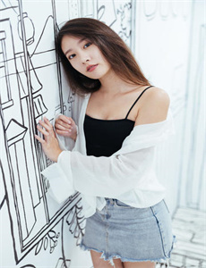 美女131